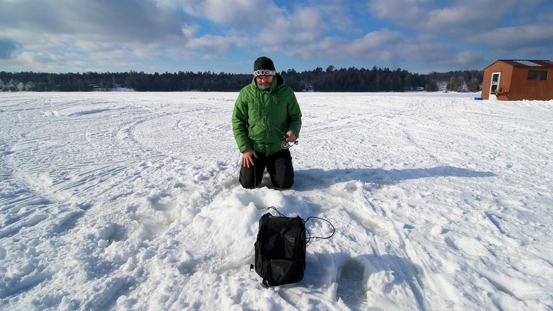 Reel in Big Wins with Canada's Chilly Ice Fishing Online Casino Game - overview